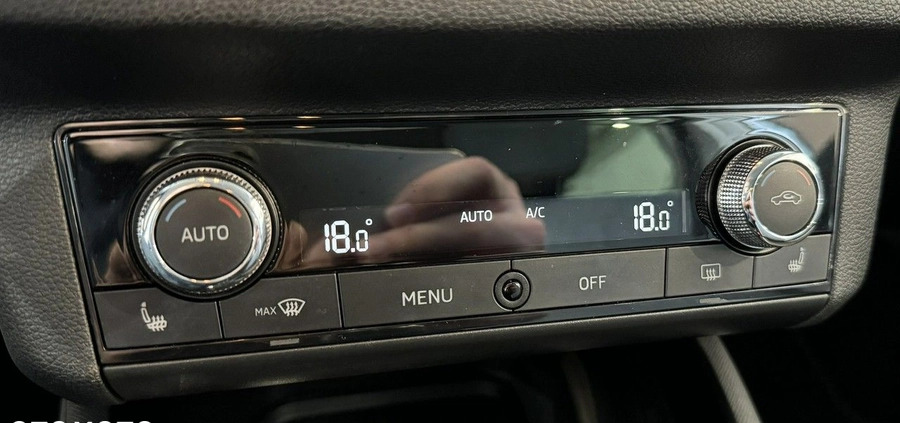 Skoda Scala cena 56900 przebieg: 148343, rok produkcji 2019 z Pabianice małe 154